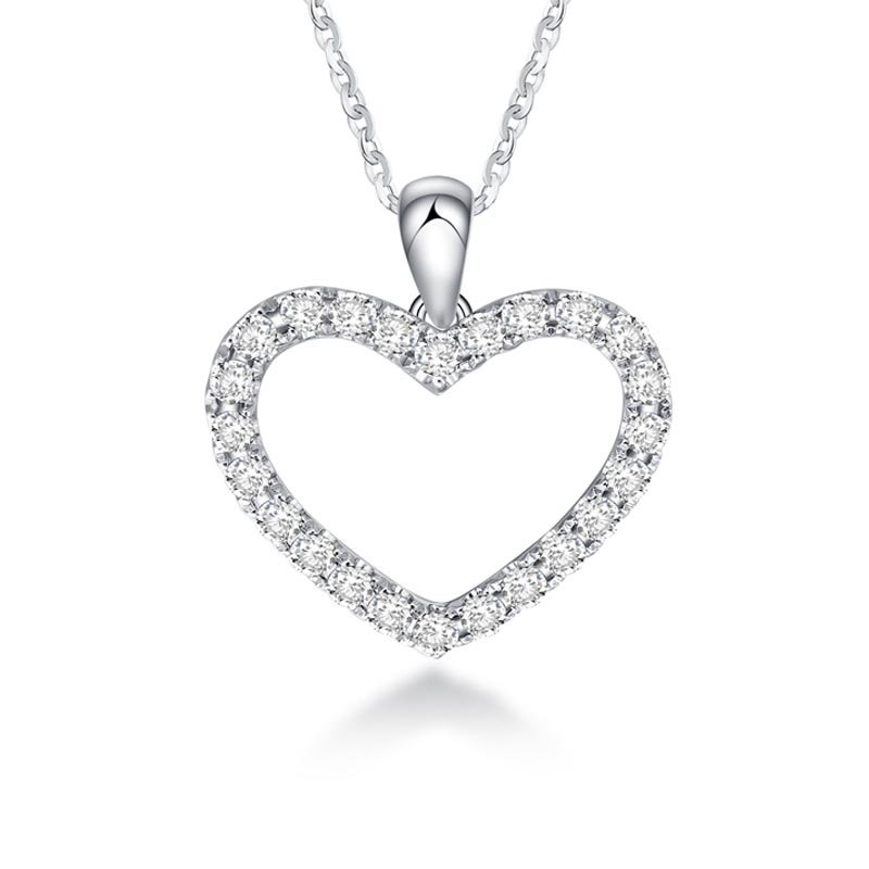 18ct Gold 0.34ct Heart Necklace £1070.00