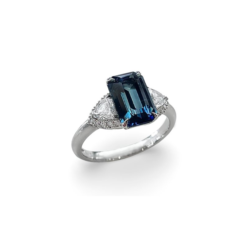  TGO BESPOKE | 3.12ct Teal Emerald Cut Sapphire & 0.47ct Diamond Ring £4950.00